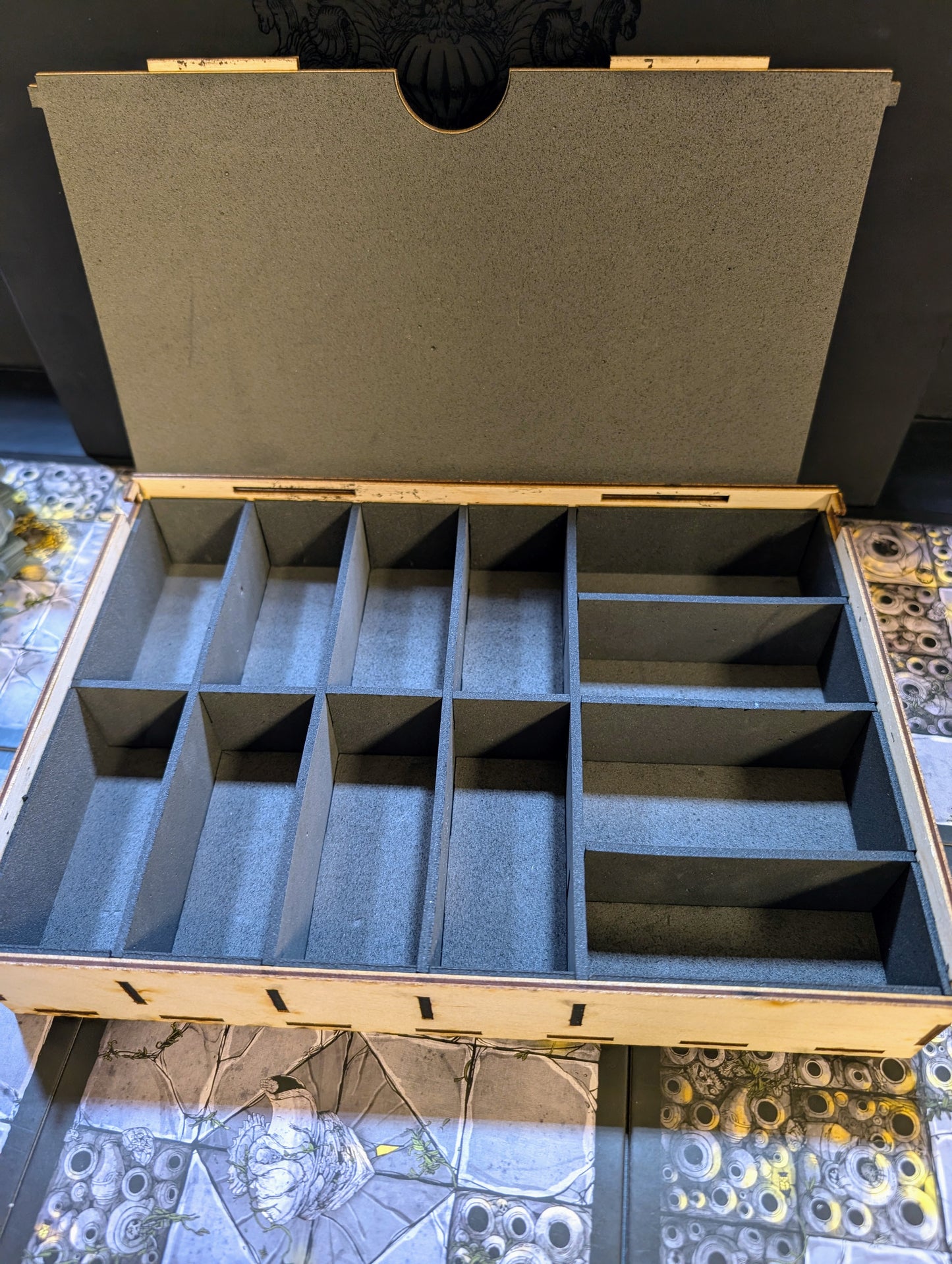 Black Knight (KDM) - Elastomer Statues Storage