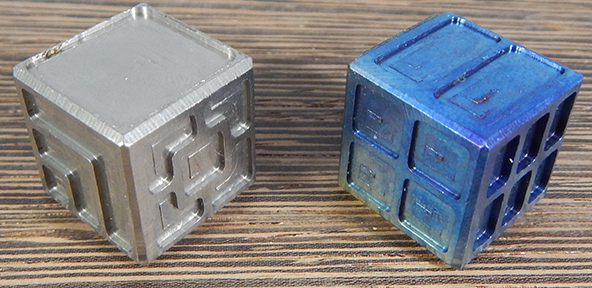 Custom metal dice XLP v1.0 Random Titatnium Second